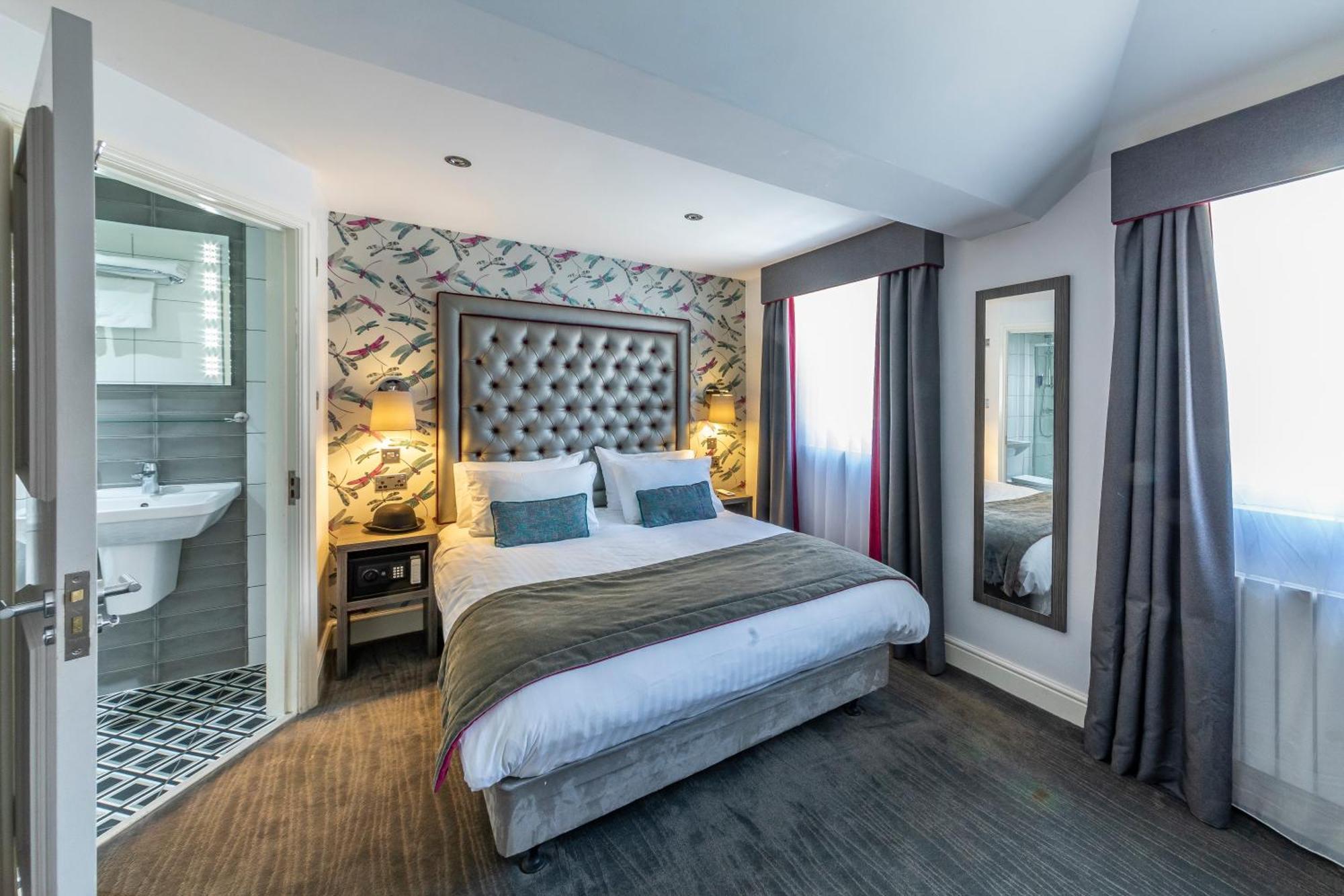 The Beverley Hotel London - Victoria Экстерьер фото